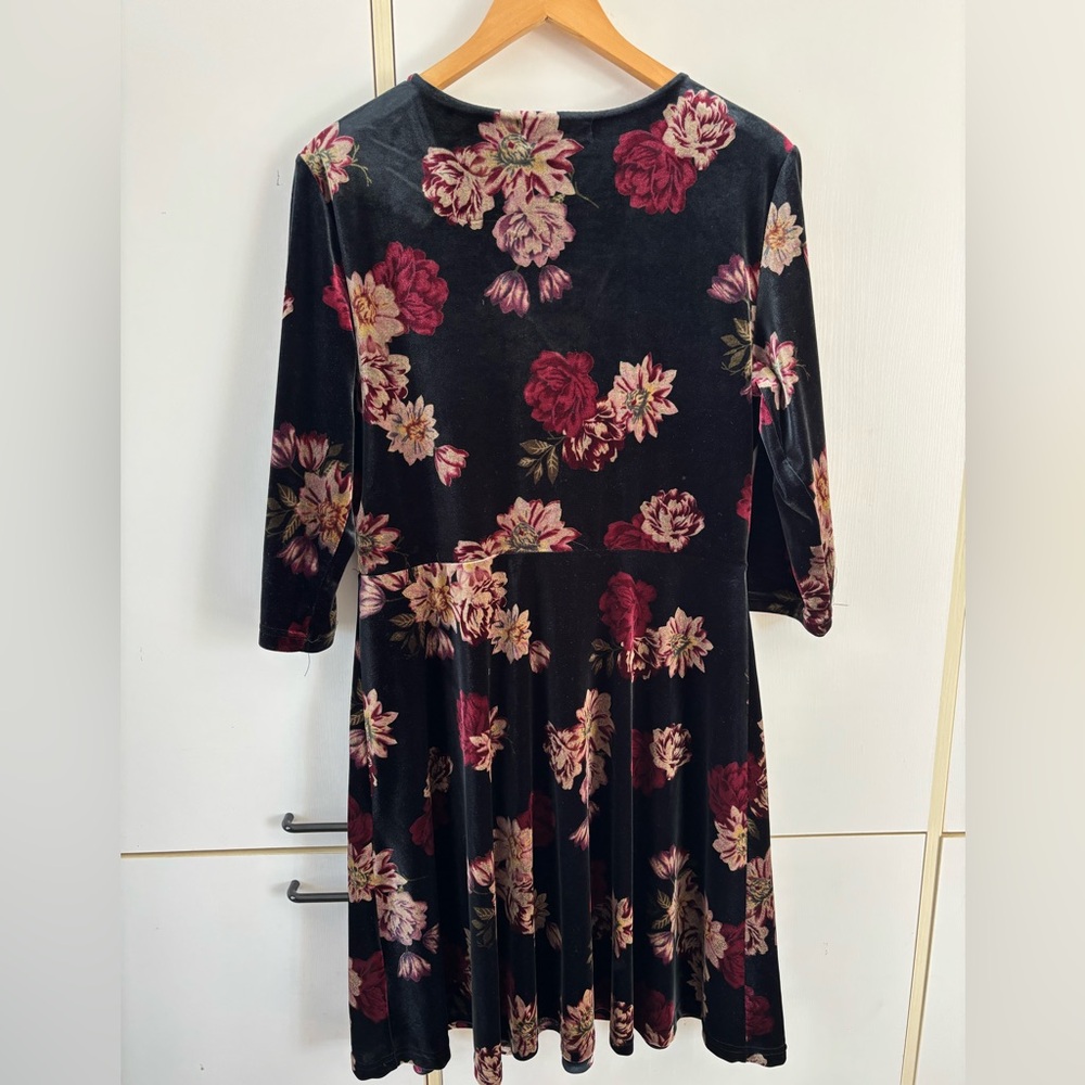 Black Collection Velvet Floral Wrap Dress XL Whimsigoth Cottagecore Coquette - Picture 6 of 12